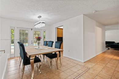 This Home Offers a Bright, Spacious and Well Appointed Floor on Hollybrook Golf and Tennis Club  in Florida - for sale on GolfHomes.com, golf home, golf lot