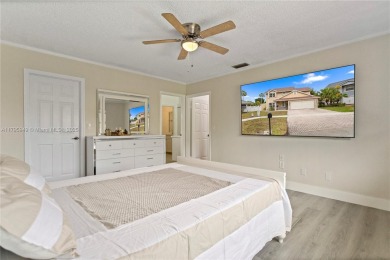 This Home Offers a Bright, Spacious and Well Appointed Floor on Hollybrook Golf and Tennis Club  in Florida - for sale on GolfHomes.com, golf home, golf lot