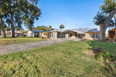 GREAT LOCATION!!! This well-maintained 4 BEDROOM, 2 BATHROOM on Hidden Lakes Golf Club in Florida - for sale on GolfHomes.com, golf home, golf lot