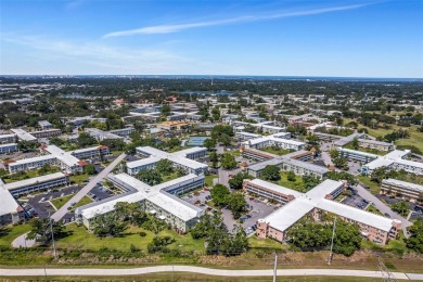 Beautifully updated 2/2 END UNIT on one of the largest 55+ on On Top Of The World Golf Course in Florida - for sale on GolfHomes.com, golf home, golf lot