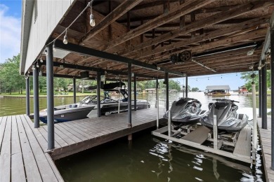 This exceptional property offers 352 feet of platted waterfront on Pinnacle Golf and Boat Club in Texas - for sale on GolfHomes.com, golf home, golf lot