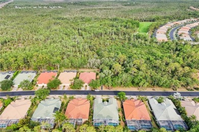 Come enjoy this *Turnkey* attached villa with pool that is on Forest Glen Golf and Country Club in Florida - for sale on GolfHomes.com, golf home, golf lot