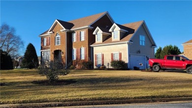 Executive home located in Cypress Creek Golf Course Community. 5 on Cypress Creek Golfers Club in Virginia - for sale on GolfHomes.com, golf home, golf lot