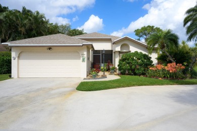 Just Reduced, Best Buy in Eastpointe! This beautiful 2 bed 2 on Eastpointe Country Club in Florida - for sale on GolfHomes.com, golf home, golf lot