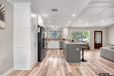 NEW ROOF JANUARY 2026!! Discover your slice of paradise in this on Hide-A-Way Lake Golf Course in Texas - for sale on GolfHomes.com, golf home, golf lot