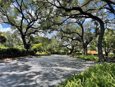 Great 3 bedrooms /2 bath, with 1124 sqft, great layout. Ceramic on Pine Island Ridge Country Club in Florida - for sale on GolfHomes.com, golf home, golf lot