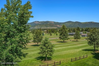 Beautifully updated and fully furnished, large 1 bed, 1 bath on Stoneridge Golf Club in Idaho - for sale on GolfHomes.com, golf home, golf lot
