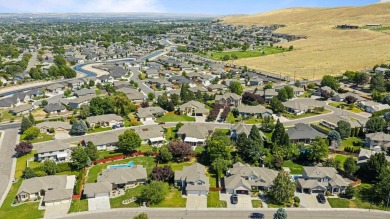 Nestled in the Canyon Lakes community just a block off the on Canyon Lakes Golf Course in Washington - for sale on GolfHomes.com, golf home, golf lot