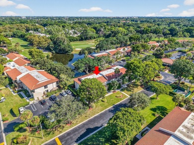 Renovated and ready to move into. New kitchen and baths on Boca Lago Golf and Country Club in Florida - for sale on GolfHomes.com, golf home, golf lot