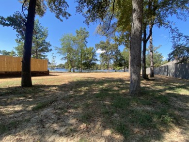 DEEDED BUILDING LOT 
NORTHSIDE-GRISSOM POINT on Cherokee Country Golf  in Texas - for sale on GolfHomes.com, golf home, golf lot