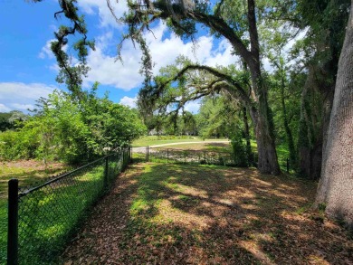 Fabulous move in ready townhome with golf course views.  Both on Hilaman Park Golf Course in Florida - for sale on GolfHomes.com, golf home, golf lot