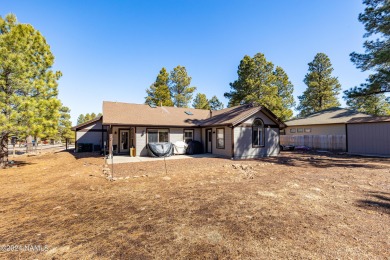 This beautiful 3 bedroom, 2.5 bath, single level home sits on on Elephant Rocks at Williams in Arizona - for sale on GolfHomes.com, golf home, golf lot