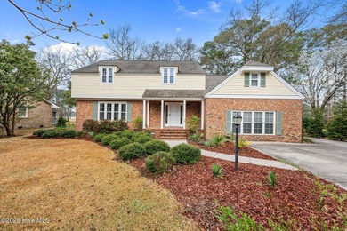 This lovely low-maintenance home features 4 BR, 2.5 baths, large on River Bend Golf and Country Club in North Carolina - for sale on GolfHomes.com, golf home, golf lot