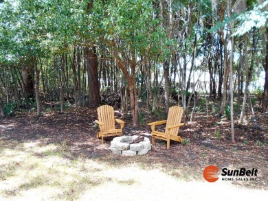 Rolling Greens Village is a friendly resort-style 55+ community on Rolling Greens Executive Golf Community in Florida - for sale on GolfHomes.com, golf home, golf lot