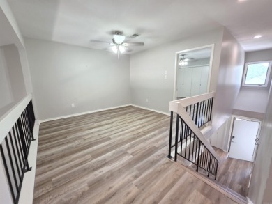 If Golf is your game or you just enjoy a Beautiful view on Maumelle Golf and Country Club in Arkansas - for sale on GolfHomes.com, golf home, golf lot