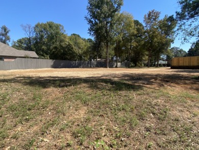 DEEDED BUILDING LOT 
NORTHSIDE-GRISSOM POINT on Cherokee Country Golf  in Texas - for sale on GolfHomes.com, golf home, golf lot