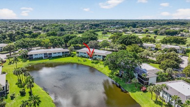 This beautifully redone two-bedroom, two-bath condo offers a on Hunters Run Golf and Country Club in Florida - for sale on GolfHomes.com, golf home, golf lot