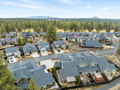 Rare single story end-unit townhome in coveted Stonegate on The Old Back Nine At Mountain High in Oregon - for sale on GolfHomes.com, golf home, golf lot