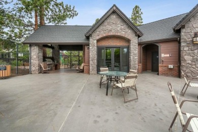 Rare single story end-unit townhome in coveted Stonegate on The Old Back Nine At Mountain High in Oregon - for sale on GolfHomes.com, golf home, golf lot