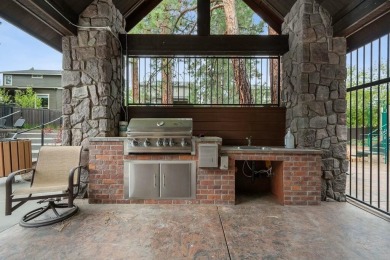 Rare single story end-unit townhome in coveted Stonegate on The Old Back Nine At Mountain High in Oregon - for sale on GolfHomes.com, golf home, golf lot