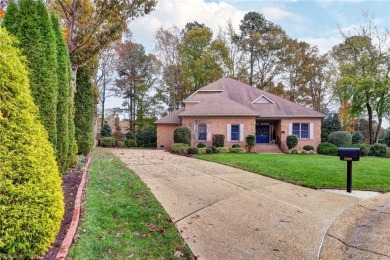 Welcome to this incredibly well maintained brick home in the on Williamsburg National Golf Club in Virginia - for sale on GolfHomes.com, golf home, golf lot