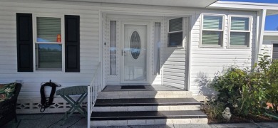 **MOTIVATED SELLER** - ALL REASONABLE OFFERS CONSIDERED! UPDATED on Schalamar Creek Golf and Country Club in Florida - for sale on GolfHomes.com, golf home, golf lot