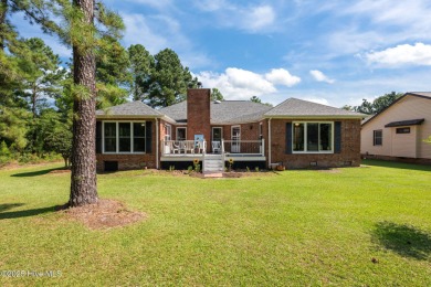 Beautifully Updated Brick Home in Fairfield Harbour.
This on Harbour Point Golf Club in North Carolina - for sale on GolfHomes.com, golf home, golf lot