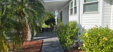 **MOTIVATED SELLER** - ALL REASONABLE OFFERS CONSIDERED! UPDATED on Schalamar Creek Golf and Country Club in Florida - for sale on GolfHomes.com, golf home, golf lot