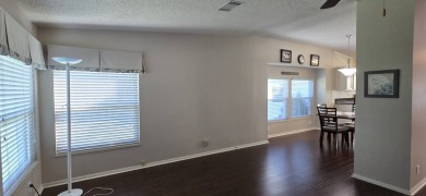 **MOTIVATED SELLER** - ALL REASONABLE OFFERS CONSIDERED! UPDATED on Schalamar Creek Golf and Country Club in Florida - for sale on GolfHomes.com, golf home, golf lot