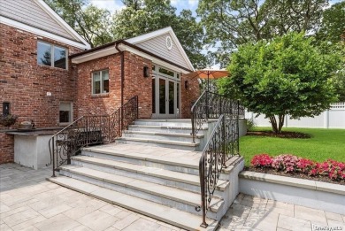 Welcome to 41 Golf Lane, an absolutely gorgeous turnkey home in on Huntington Crescent Club in New York - for sale on GolfHomes.com, golf home, golf lot