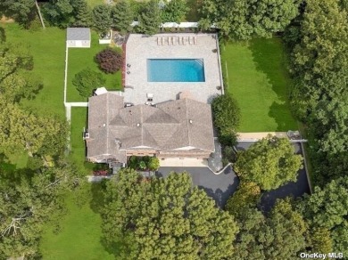 Welcome to 41 Golf Lane, an absolutely gorgeous turnkey home in on Huntington Crescent Club in New York - for sale on GolfHomes.com, golf home, golf lot