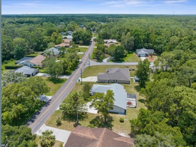 Welcome to this beautifully maintained 3-bedroom, 2-bathroom on Sugarmill Woods Golf and Country Club in Florida - for sale on GolfHomes.com, golf home, golf lot