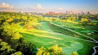 Incredible opportunity in active 55+ community situated in the on Bobby Jones Golf Club in Florida - for sale on GolfHomes.com, golf home, golf lot