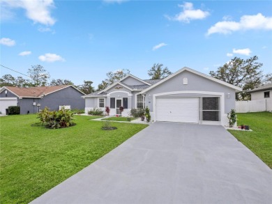 Beautifully Updated Home in the Desirable W Section of Pine on The Grand Club - Pine Lakes Course in Florida - for sale on GolfHomes.com, golf home, golf lot