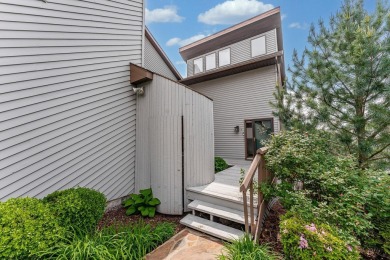 Welcome to this 2 bed, 3.5 bath contemporary end-unit townhome on Lakeview Golf Resort and Spa - Lakeview in West Virginia - for sale on GolfHomes.com, golf home, golf lot