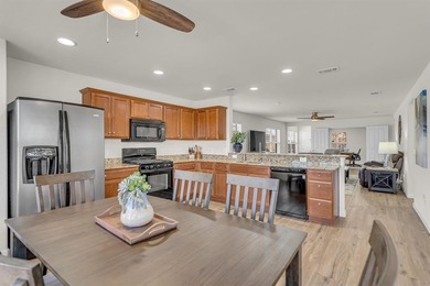 UPGRADE YOUR LIFESTYLE AT THIS UPDATED, MOVE-IN READY HOME IN on Frisco Lakes Golf Course in Texas - for sale on GolfHomes.com, golf home, golf lot