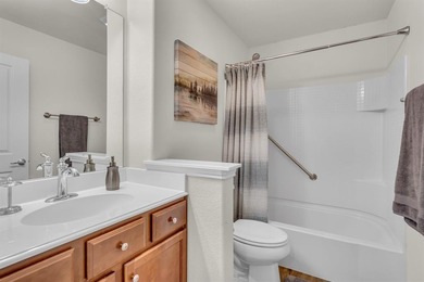 UPGRADE YOUR LIFESTYLE AT THIS UPDATED, MOVE-IN READY HOME IN on Frisco Lakes Golf Course in Texas - for sale on GolfHomes.com, golf home, golf lot