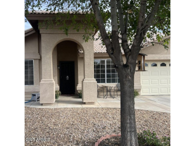 Don't Miss this Opportunity! 
Perfect as a starter home or as on Desert Mirage Golf Course in Arizona - for sale on GolfHomes.com, golf home, golf lot