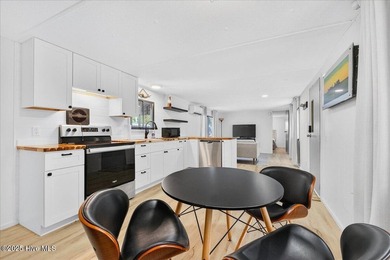 Your Dream Beach Escape Awaits at Sunset Beach! Yes-dreams on Oyster Bay Golf Links in North Carolina - for sale on GolfHomes.com, golf home, golf lot