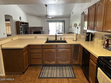 Don't Miss this Opportunity! 
Perfect as a starter home or as on Desert Mirage Golf Course in Arizona - for sale on GolfHomes.com, golf home, golf lot