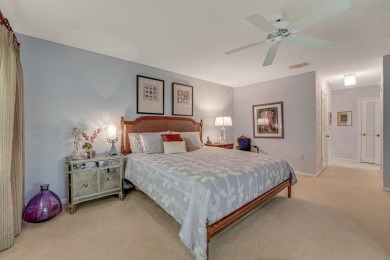 Welcome to this beautifully maintained villa in the exclusive on Hunters Run Golf and Country Club in Florida - for sale on GolfHomes.com, golf home, golf lot