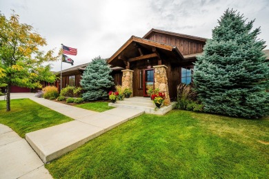 Easy Living in The Powder Horn This turn-key Powder Horn Cottage on The Powder Horn Golf Club - Mountain in Wyoming - for sale on GolfHomes.com, golf home, golf lot
