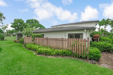 Welcome to this beautifully maintained villa in the exclusive on Hunters Run Golf and Country Club in Florida - for sale on GolfHomes.com, golf home, golf lot