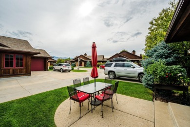 Easy Living in The Powder Horn This turn-key Powder Horn Cottage on The Powder Horn Golf Club - Mountain in Wyoming - for sale on GolfHomes.com, golf home, golf lot