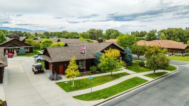 Easy Living in The Powder Horn This turn-key Powder Horn Cottage on The Powder Horn Golf Club - Mountain in Wyoming - for sale on GolfHomes.com, golf home, golf lot