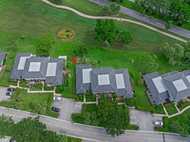Welcome to this beautifully maintained villa in the exclusive on Hunters Run Golf and Country Club in Florida - for sale on GolfHomes.com, golf home, golf lot