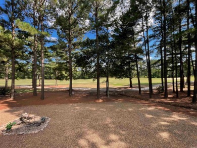 Impeccably maintained 4BR 3 bath, 2822 sf home on Isabella Golf on Isabella Golf Course  in Arkansas - for sale on GolfHomes.com, golf home, golf lot