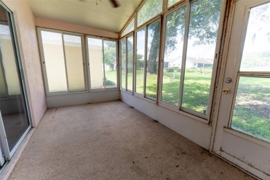 Beautiful 2-Bedroom, 2-Bath Home with Golf Course Views in Ocala on Ocala Palms Golf and Country Club in Florida - for sale on GolfHomes.com, golf home, golf lot