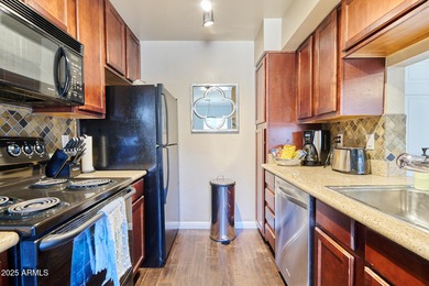 Welcome to this beautifully maintained 1 bedroom, 1 bathroom on Continental Golf Course in Arizona - for sale on GolfHomes.com, golf home, golf lot