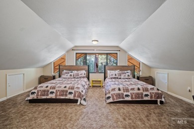 Escape to peace and privacy in this spacious 3-bedroom on Terrace Lakes Golf Resort in Idaho - for sale on GolfHomes.com, golf home, golf lot